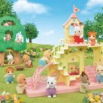 زمین بازی مدرسه به همراه عروسک خرگوش Sylvanian Families, image 3