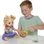 عروسک بیبی الایو مدل Happy Hungry فرفری بلوند, image 6