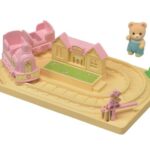 قطار بازی به همراه عروسک خرس Sylvanian Families, image 6