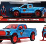 ماشین فلزی شورلت 2017 Ford F-150 Raptor و فیگور فلزی سوپرمن با مقیاس 1:32, image