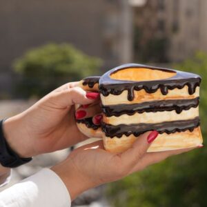 ماگ سرامیک طرح کیک شکلاتی