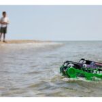 تانک کنترلی Monster Jam مدل Grave Digger Trax با مقیاس 1:15, image 13