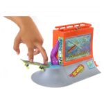 پیست اسکیت انگشتی Hot Wheels مدل Aquarium Skatepark, تنوع: HGT91-Aquarium, image 3