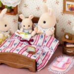 ست تخت خواب عروسک های Sylvanian Families, image 2